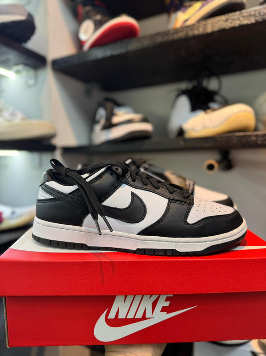 Nike Dunk Low Panda