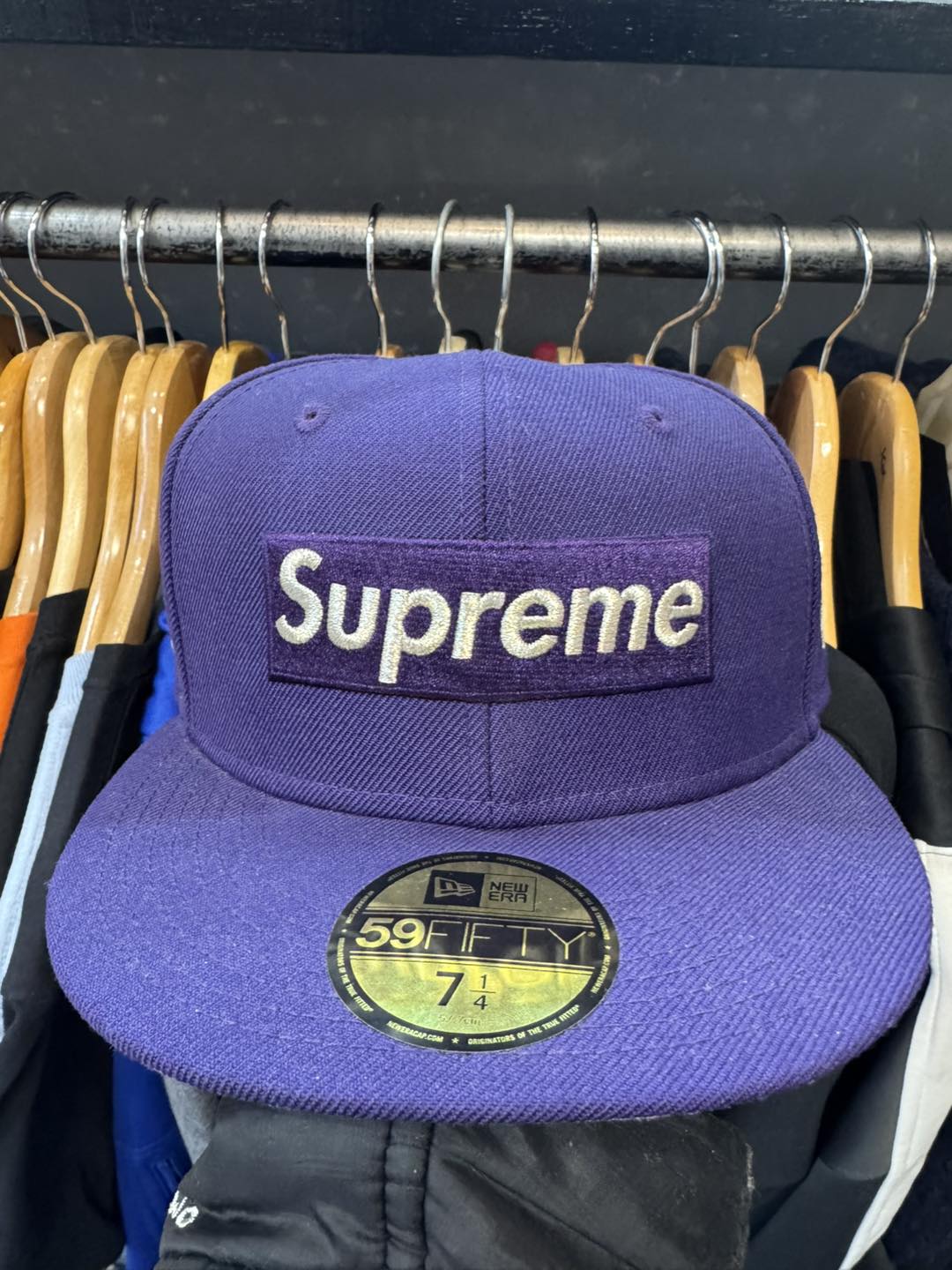 Supreme x New Era 1M Metallic Box Logo ‘Purple Chrome’ (used)